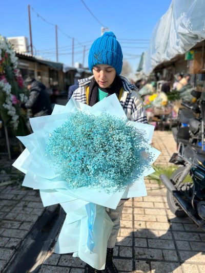دسته گل ژیپسوفیلا آبی