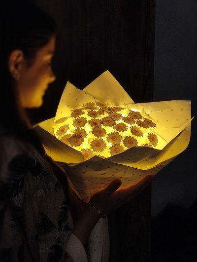 دسته گل چراغ دار