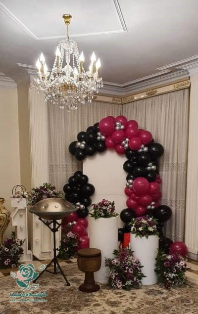 بادکنک آرایی قرمز مشکی نقره ای