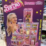 خانه بزرگ باربی 330 تیکه به همراه 7 باربی ایتم2019