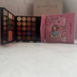 پالت سایه عروسکی تو کیفی